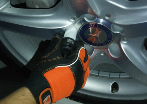 Cheie tubulară BAHCO pentru șuruburi de roată antifurt Mercedes de 1/2", extinsă, cu protecție din plastic, 17 mm