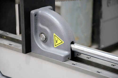 Linie de lucru cu ferăstrău cu bandă BOMAR 610.450 DGH