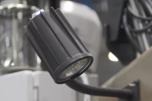 Linie de lucru cu ferăstrău cu bandă BOMAR 610.450 DGH