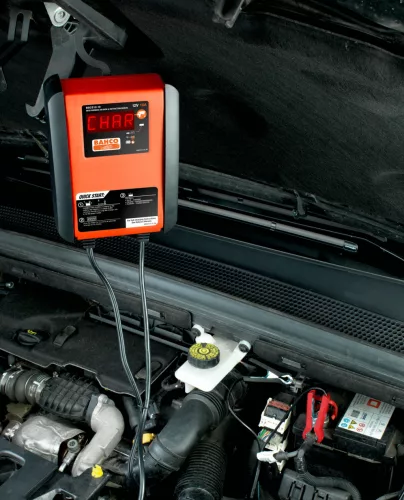 Încărcător de baterii BAHCO complet automat 12V 15A (10-230Ah) în 8 etape cu mod de alimentare