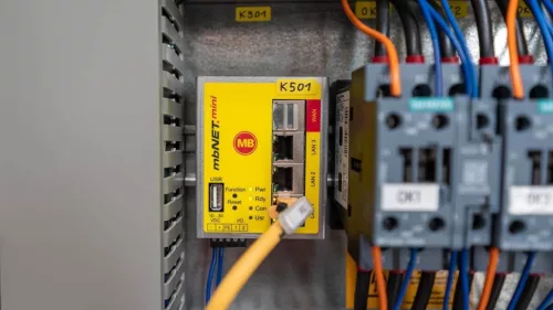 Mașină de tăiat cu disc BEHRINGER EISELE pentru oțel HCS 150 E