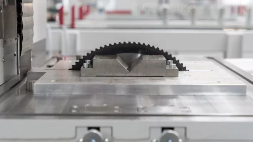 Mașină de tăiat țevi cu disc BEHRINGER EISELE BTS 460 NC