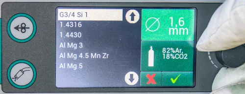 Merkle Szinergikus MIG hegesztő gép GreenMIG 400 DW  tartozékokkal és TEDAC torch SBT 504 W, 5 m