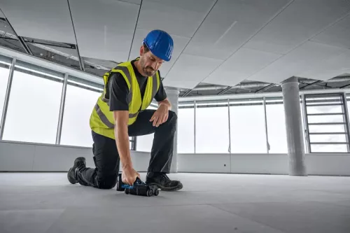 BOSCH Expert Keresőműszer D-tect18V-200-17C