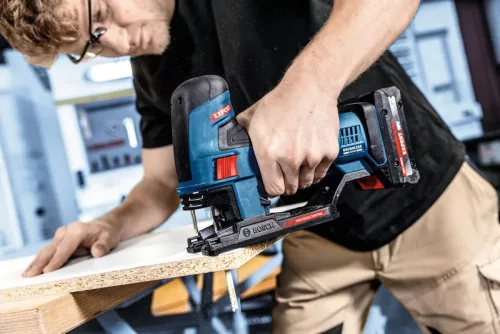 BOSCH Expert Szúrófűrész EXST18V-155S