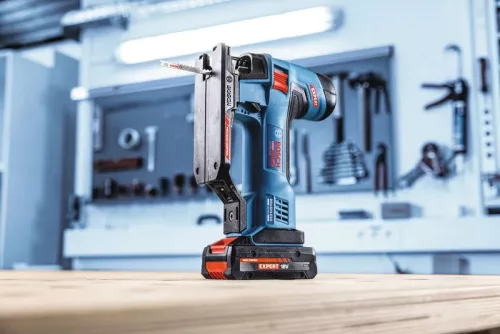 BOSCH Expert Szúrófűrész EXST18V-155S