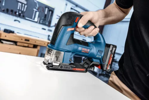 BOSCH Expert Szúrófűrész EXST18V-155B