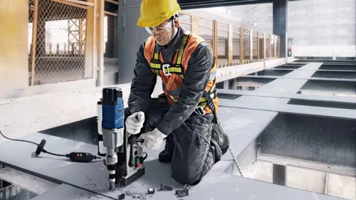 BOSCH PRO GBM 50-2 mágnestalpas fúrógép 1200 W